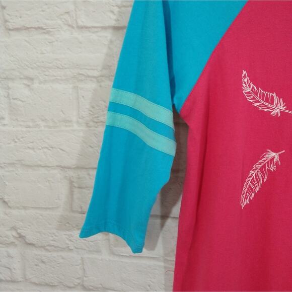 W Rock & Roll Cowgirl Pink Turquoise Horse Feather Graphic Henley T Shirt NWT L - Picture 4 of 7